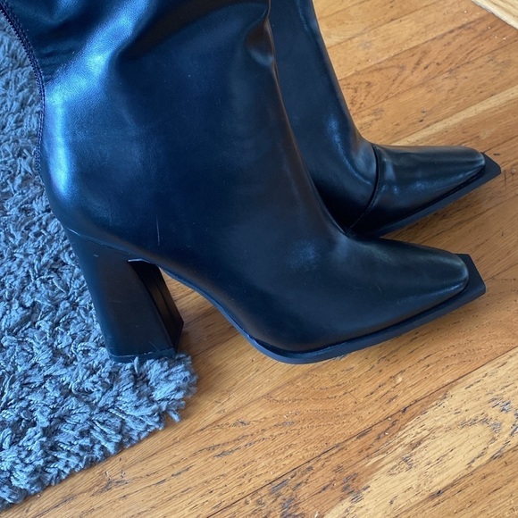 NWOT Princess Polly Keeley Block Heel Square Toe Boots Matte Black Size 10 - Picture 9 of 16